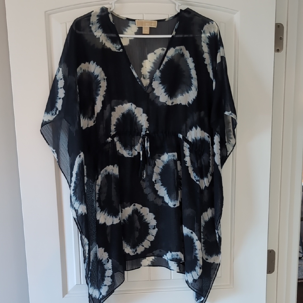 Michael Kors Navy and White Patterned Top Size S/M